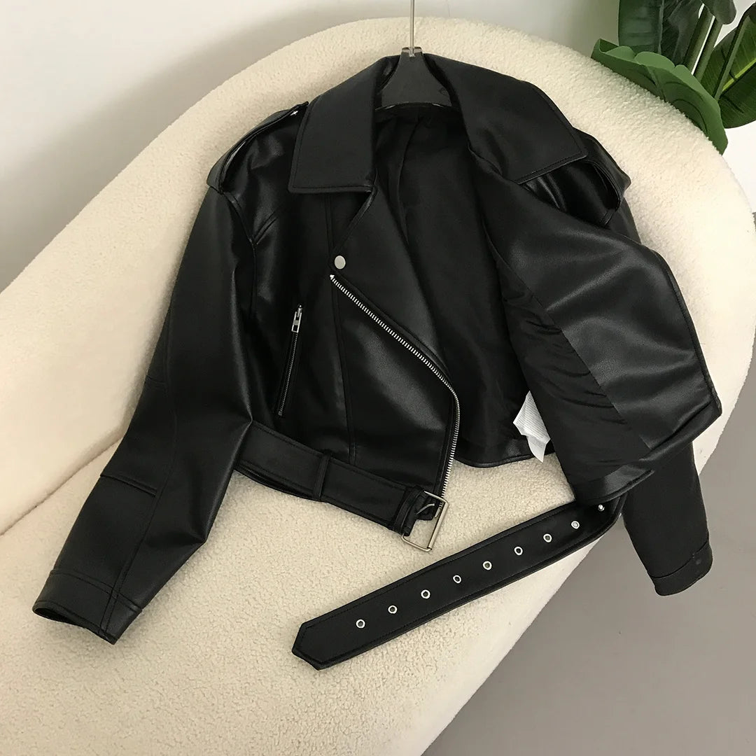 Neue Frühjahr Frau Faux Leder Jacke Chic Vintage Amerikanische straße tragen Kurze Revers Zipper Gürtel Biker Mäntel Mode Streetwear