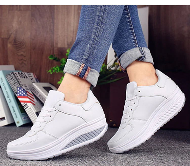 Women Sneakers 2022 New Breathable Vulcanize Shoes Waterproof Wedges Platform Woman Sneaker Leather Casual Shoes Zapatos Mujer.