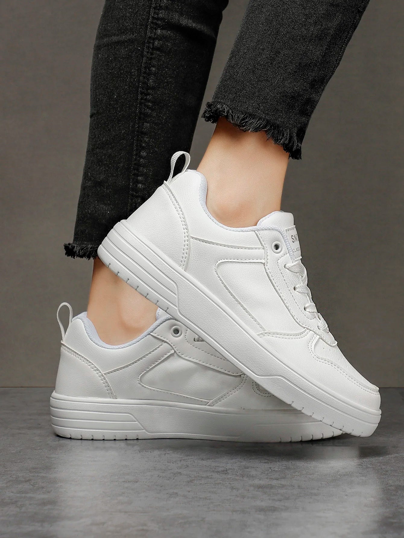 Leder Männer Schuhe Turnschuhe Trend Casual Schuh Italienische Atmungsaktive Freizeit Männlichen Turnschuhe Nicht-slip Schuhe Männer Vulkanisierte Schuhe.