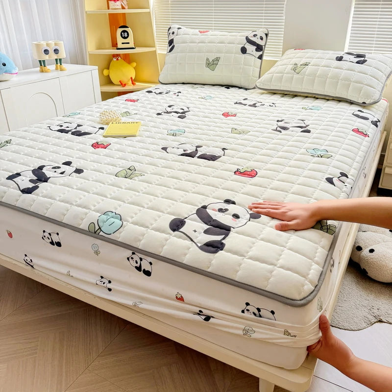 Thick Mattress Cover Cartoon Style Bedspread Quilted Bed Cover for Home Adults Kids Bed Linen fundas de colchón (No Pillowcase).