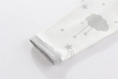 Neugeborenen Mädchen Strampler 2023 Neue Herbst und Winter CottonInfant Kleidung Weiche Baby Onepiece Cartoon Baby Jungen Kleidung 0 bis 9 monate.