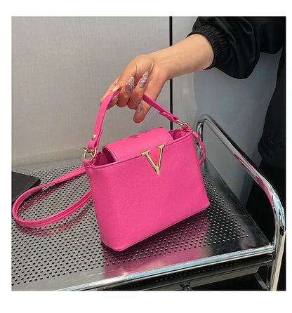 Luxury Women's Tote Bag, Chic V Shaped Stylish Pu Leather Bucket Bag, Top Cover Handbag Women Shoulder Crossbody Bag for Woman