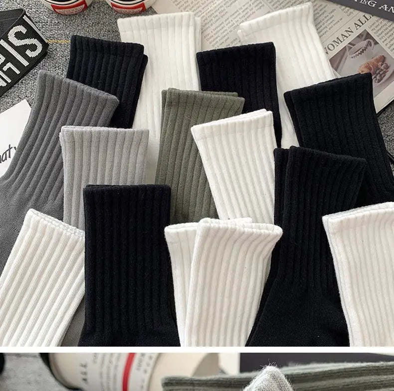 New 5 Pairs Cool Men Black White Warm Socks Set Autumn Winter Male Solid Color Sport Short Socks For Men Dropshipping.