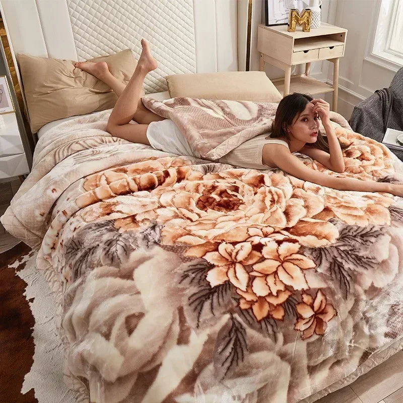 Double-layer Thick Plush Blanket Warm Skin Friendly in Winter Quilt Multiple Non Shedding Prints High Quality Bedding Article.