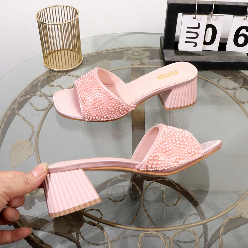 High-heeled slippers 2024 summer fashion new thick with square head luxurious ladies slippers coarse heel 6CM.