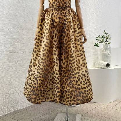Klassisches Leopardenmuster, neues, hochwertiges 2025, Leinen-Seide, ärmellose Falten, Diamanten, Damen-Vintage-Spaghetti-Midikleid.