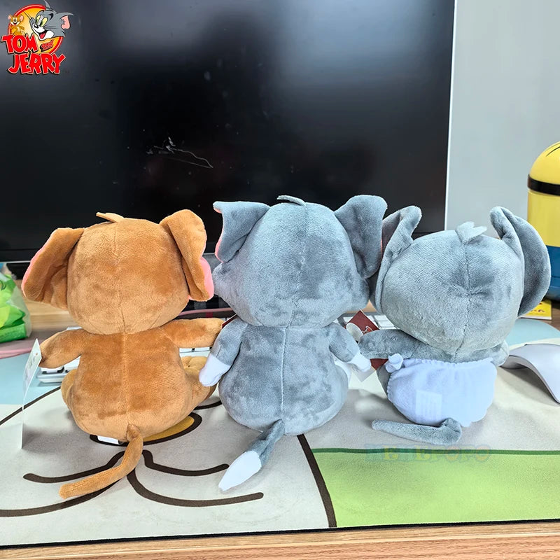 New Classic 19cm Tom and Jerry Plushies - Ideal Gift for Movie Fans and Kids Movie Series Stuffed Animal Collectors.
