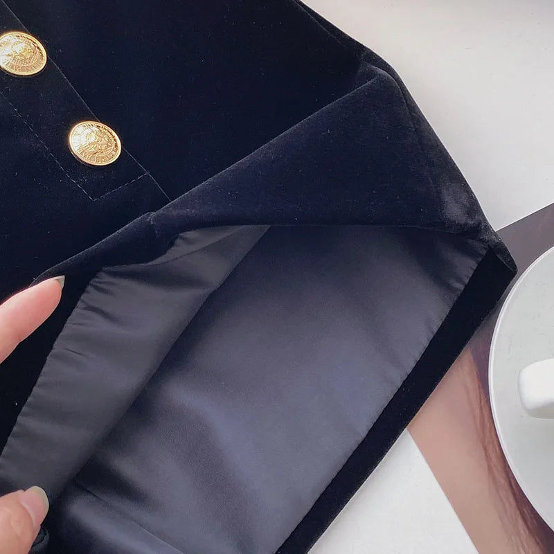 Velvet Black High Waist Slim Shorts Thicked Women's Winter New Korean Fashion Double-breasted Wide Leg Short Pants.