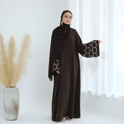 2025 Middle Eastern Islam Outfit for Muslim Women Luxury Dubai Modest Abaya Dress Eid Arabic Cardigan Plain Turkey Kaftan Robe.