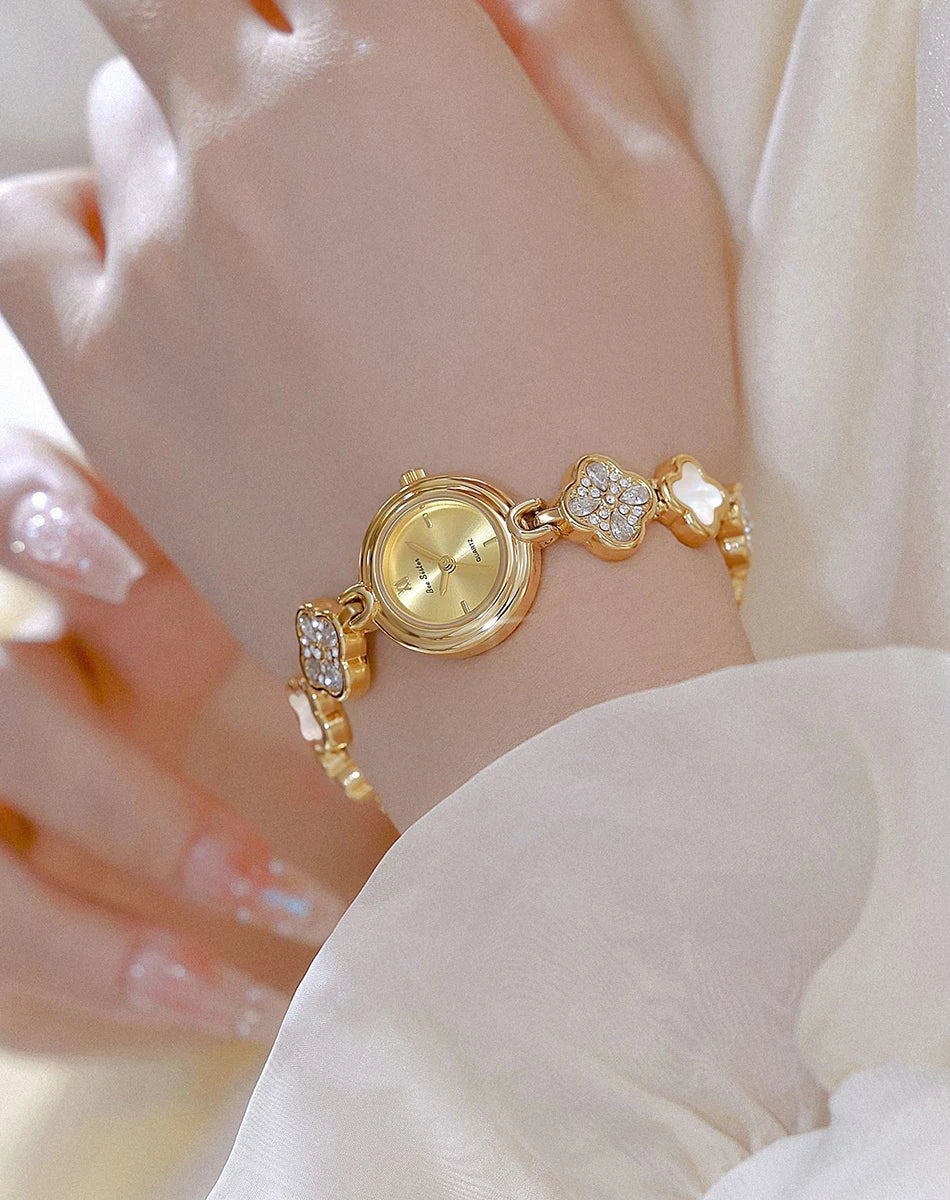 Women's Watch Lucky Four-Leaf Clover Bracelet Elegant Crystal Dress Watches for Women Fashion Luxury Small Quartz Ladies Clock.