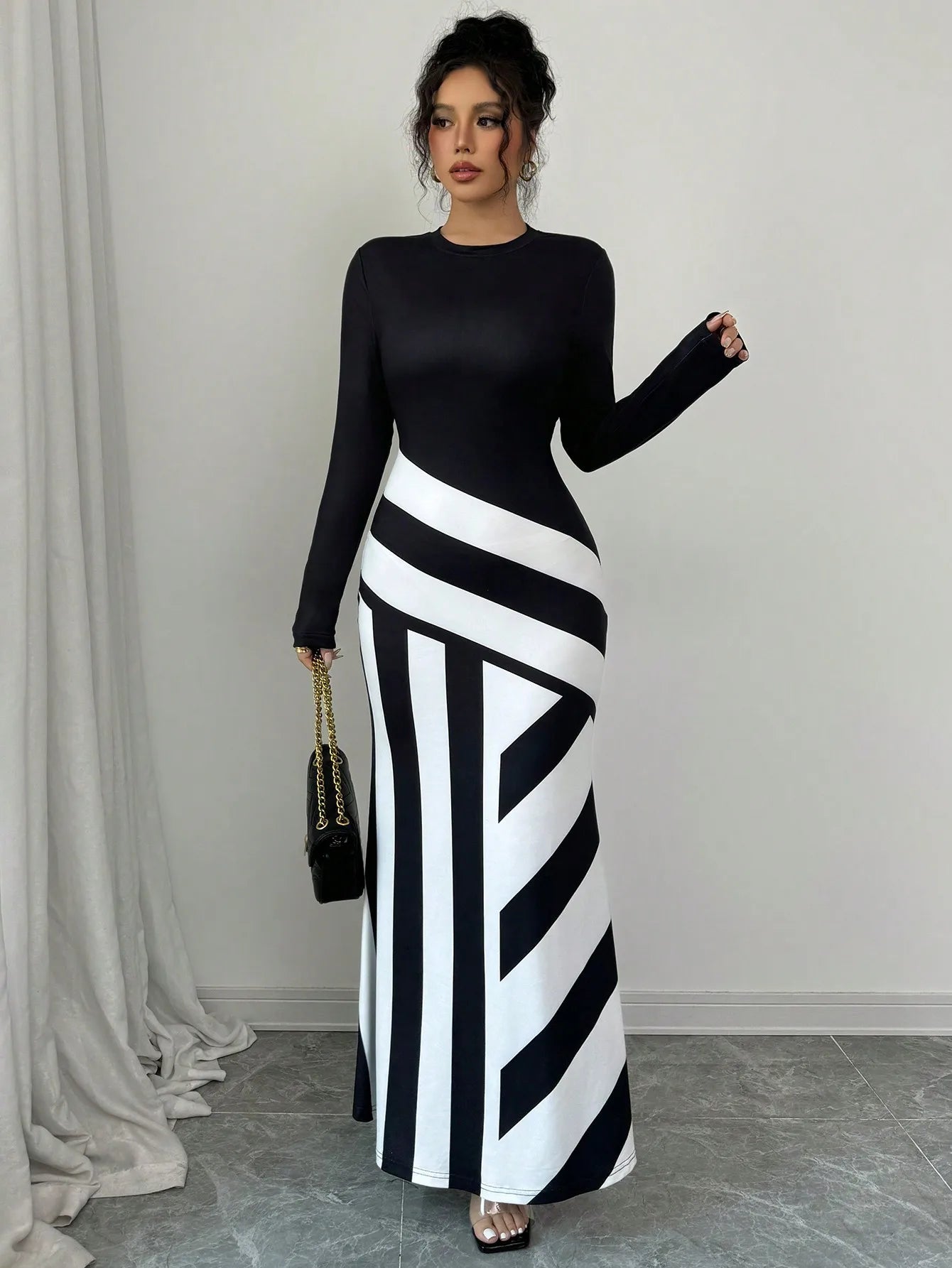 Sexy frauen Maxi Kleider Neue Herbst Streetwear Fashion Schwarz Weiß Patchwork Beiläufige Dünnes Kleid Elegante Gestrickte Kleider Kleidung.