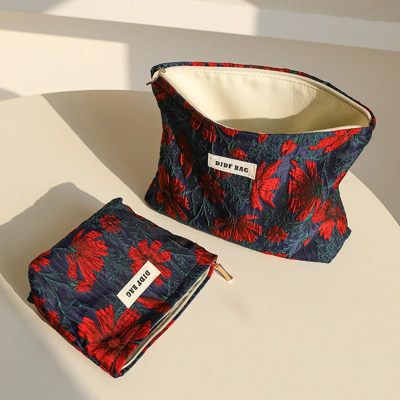 Mini Female Cosmetic Bag Portable Red Soft Small Sanitary Napkin Storage Bag Commuter Coin Key Bag Portable Bank Card Bag.