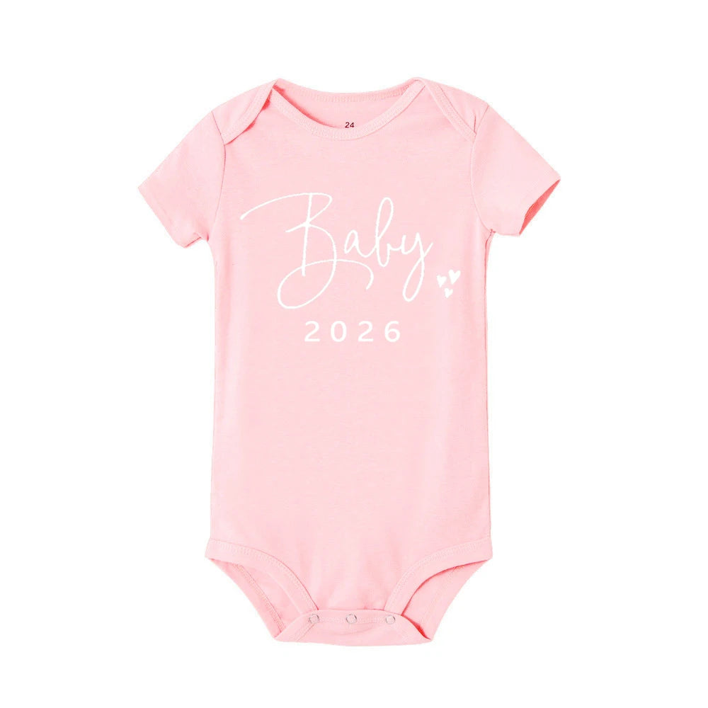 Baby-Ankündigung bald 2026 Neugeborene Baby-Bodys Sommer Jungen Mädchen Strampler Körper Schwangerschaft offenbaren Kleidung.