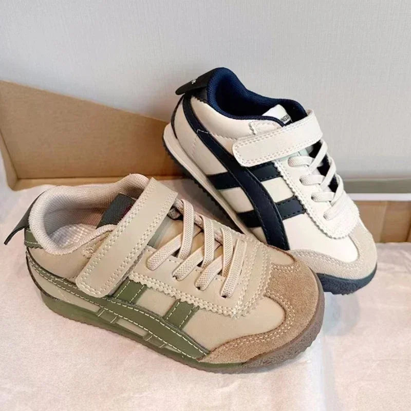 Children's Sneakers Boys Lightweight Breathable Sport Running Shoes Girls Soft Bottom Casual Shoes Student Shoes.