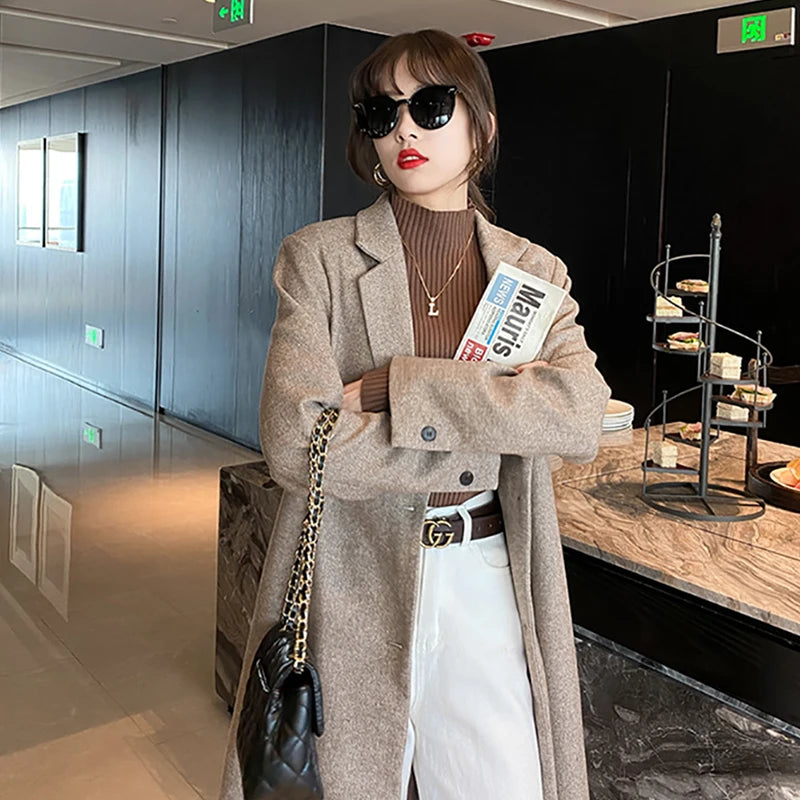 Herbst Und Winter Vielseitig Kleine Hohe Kragen Grundlegende Basis Engen Pullover Koreanische Mode Casual Langarm Top Für Frauen.