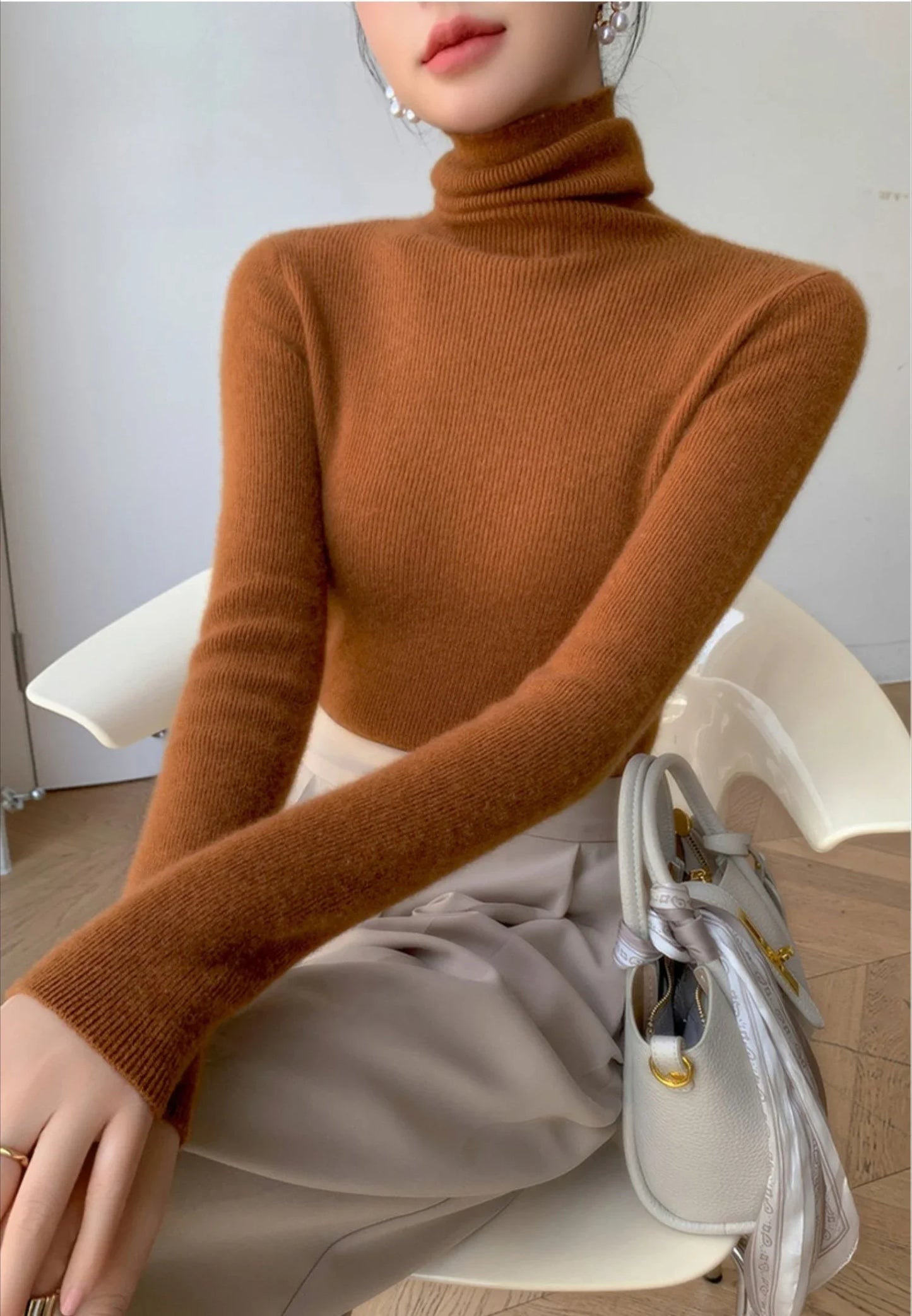 2025 herbst Winter Rollkragen Warme Jumper Lässig Feste Dünne Strickjacke Frauen Langarm Gestrickte Pullover Einfache Basis Schicht Top.