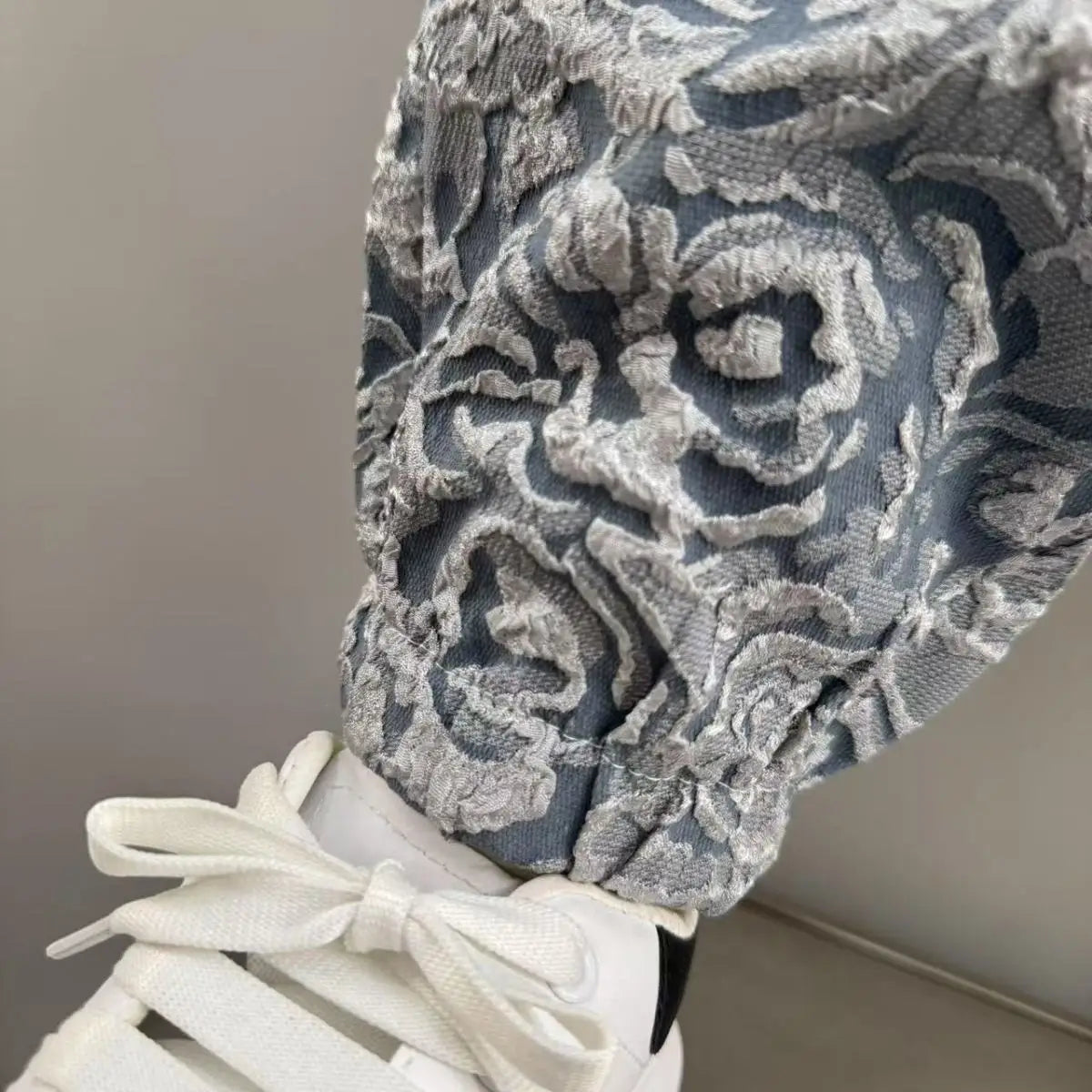 New Spring and Autumn Men's Casual Suit Lapel Jacquard Shirt Trousers Two-piece Set Comfortable Loose.