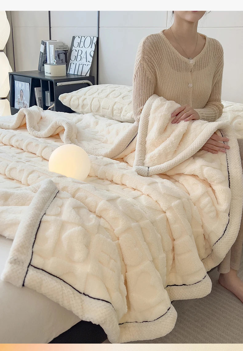 Heart Pattern Coral Fleece Blanket Autumn Winter Double Layer Thicken Warm Plush Blanket for Bed Fluffy Soft Sofa Throw Blankets.