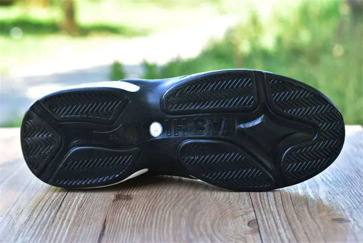 Brand Men's Sneakers Versatile Air Cushion Running Shoes Men Platform Leather Vulcanized Shoes Breathable Men Casual Sport Shoes.