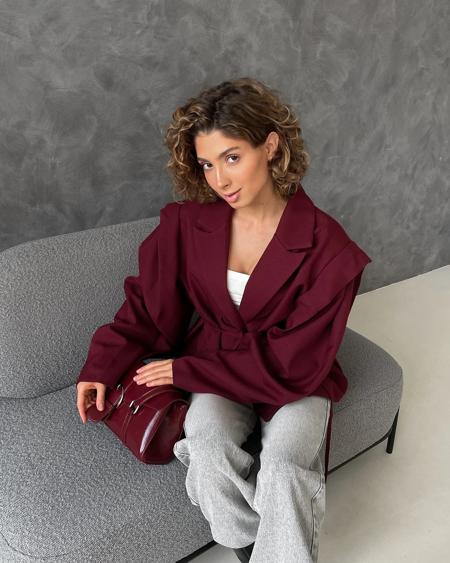 Fashion Solid Revers Hals Schulter Pad Anzug Jacke Frauen Langarm Eine Taste Spitze Up Mantel 2025, Herbst Neue Highstreet Büro Tragen.