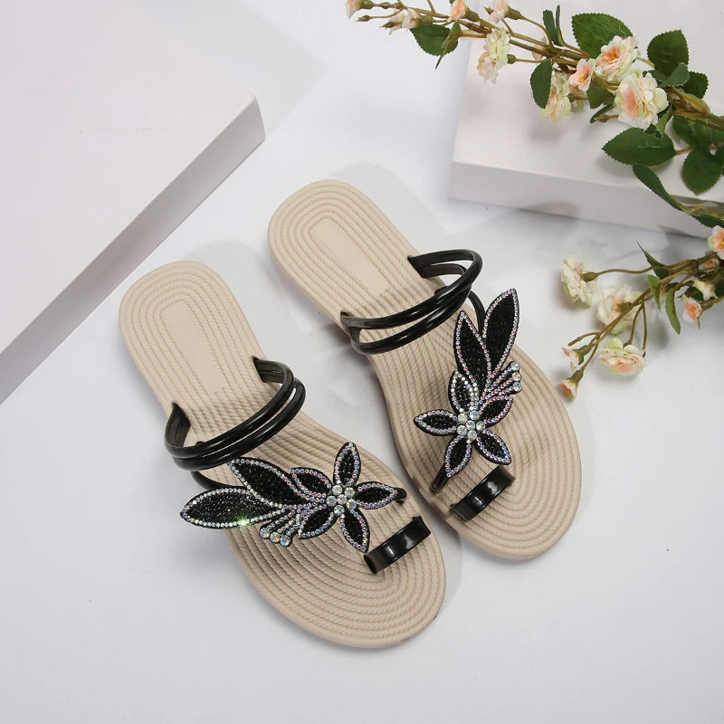 Summer Women Slippers Glitter Sandals Non-slip Slippers Maple Leaf Toe Flip Flops Fashion Beach Shoes Outdoor Flat Slippers 2025.