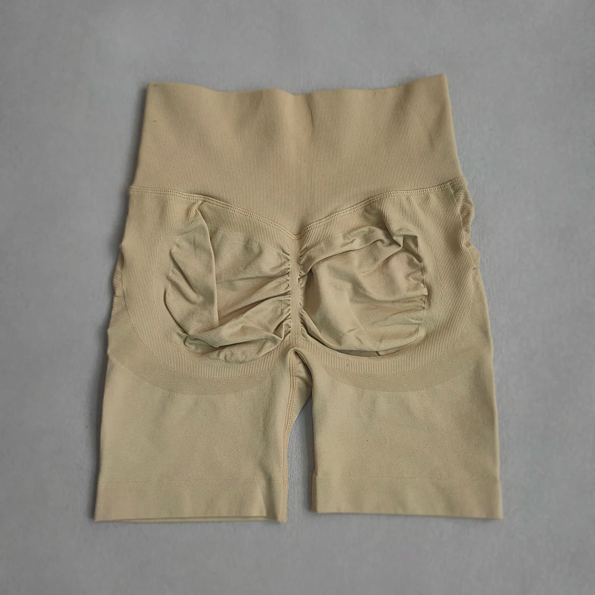 Yoga Shorts Women Sports Shorts Seamless Gym Workout Shorts High Waist Push Up Fitness Sports Shorts Cycling Shorts