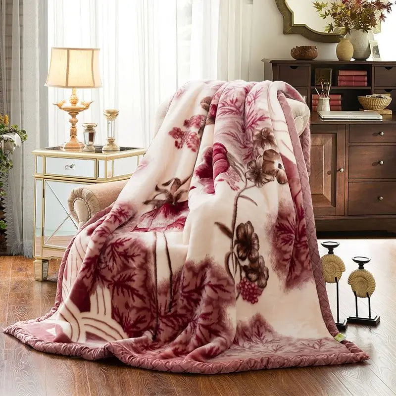 Winter Raschel Blankets Thickened Soft Comfortable and Fluffy Plush Quilt Home Multifunctional Single Person Double Warm Blanket