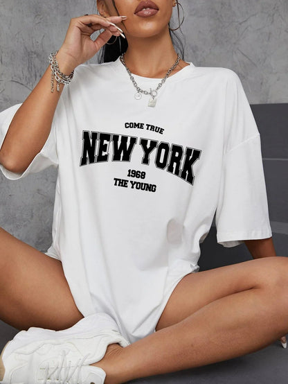Wenn Jahr 1968, The New York Young Woman T-Shirt, Mädchen, Übergröße, tägliches Top, weibliche Kreativität, Streetshirt, individuelle Freizeitkleidung.