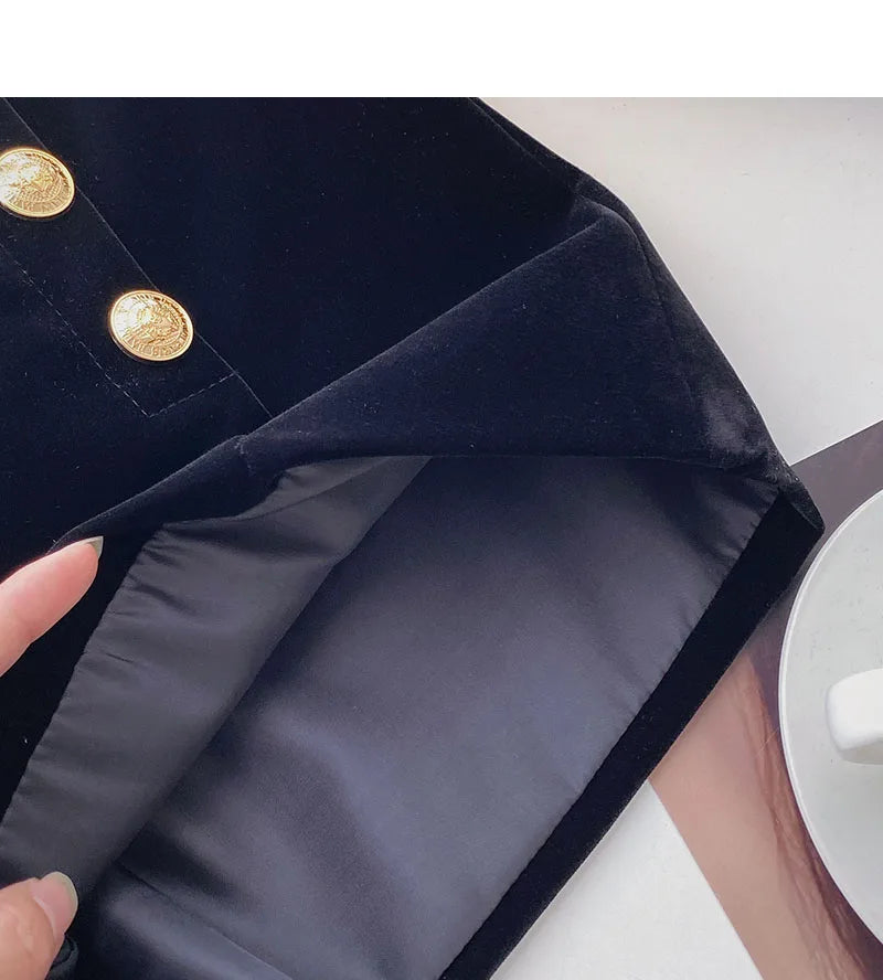 Velvet Black High Waist Slim Shorts Thicked Women's Winter New Korean Fashion Double-breasted Wide Leg Short Pants.