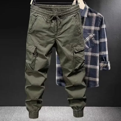 Modische Freizeit hose Herren Loose-Fit Cargo hose im Jugendstil einfarbig verkürzte trend ige Marken schuhe für den Frühling Herbst.