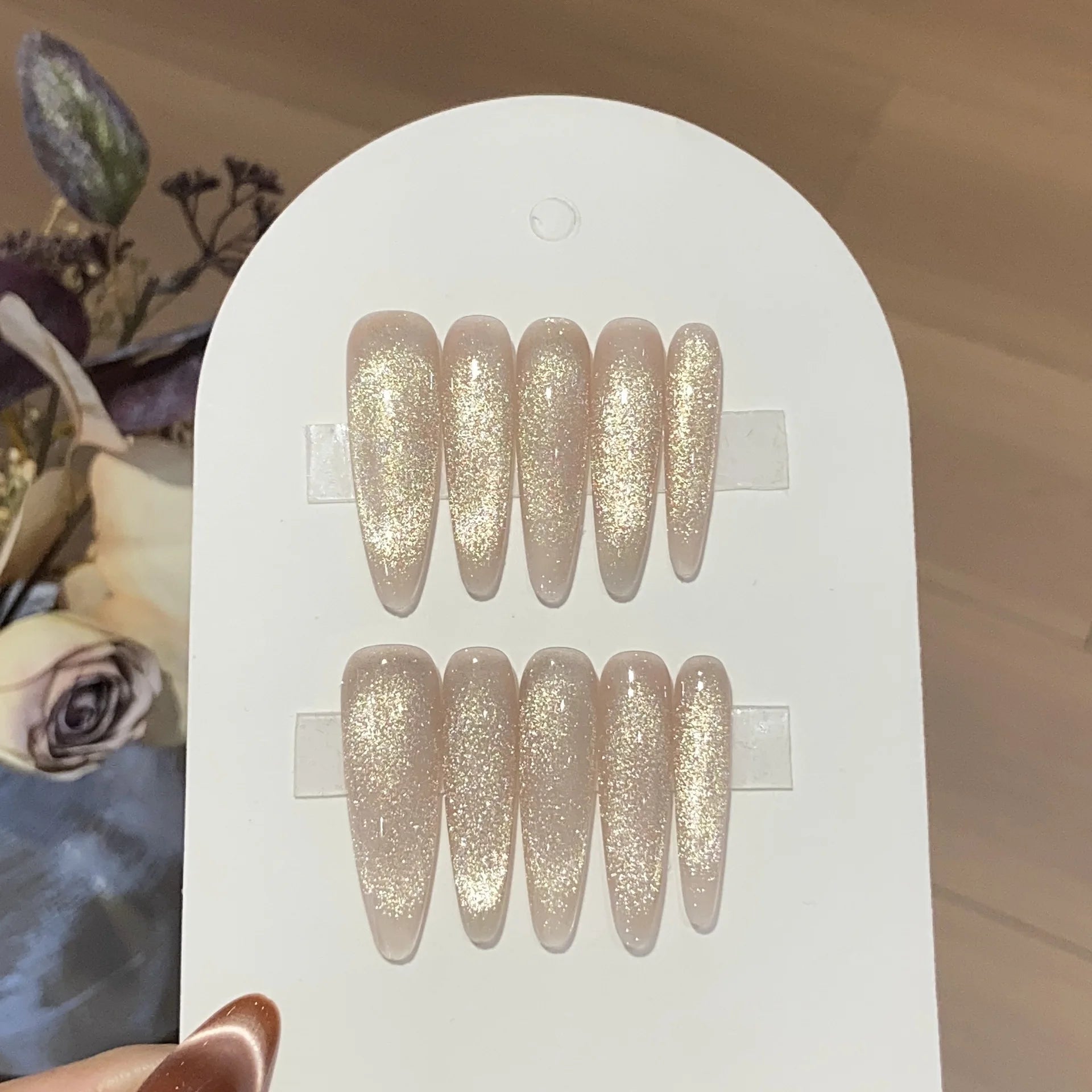10Pcs White Simple French Fake Nails Pearl Rhinestone False Nails Long Almond Press on Nails Fashion Cat Eye Nail Art Handmade.