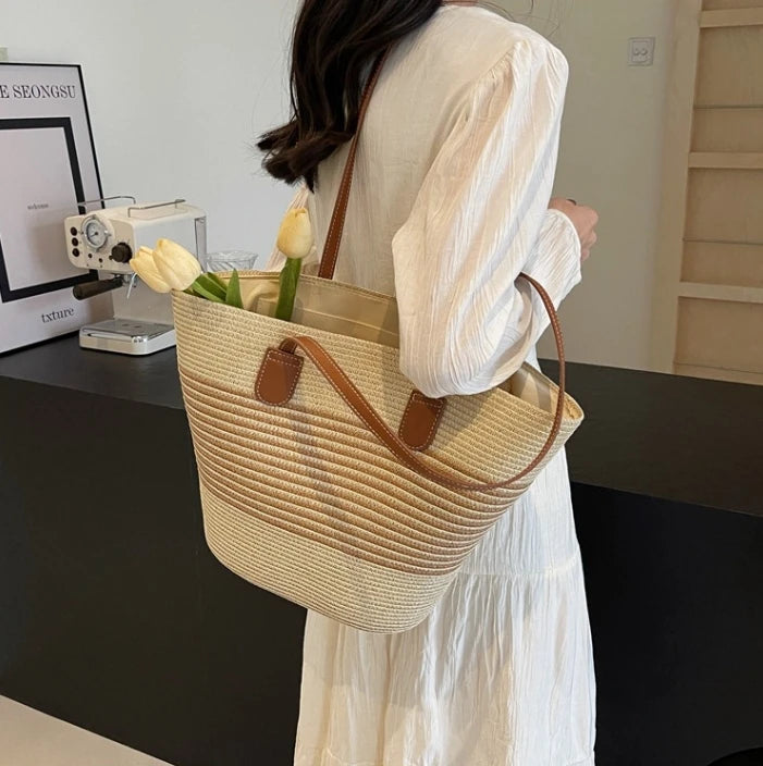 Straw bag bag women's summer inswind 2024 new beach seaside outdoor travel vacation large capacity shoulder bag.