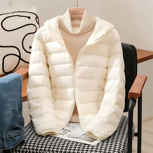 2024 neue Ankünfte Frauen Mit Kapuze Ultra Leichte Packbare Puffer Jacken Herbst Winter Weiße Ente Unten Weiblichen Koreanischen Dünnen Mantel.