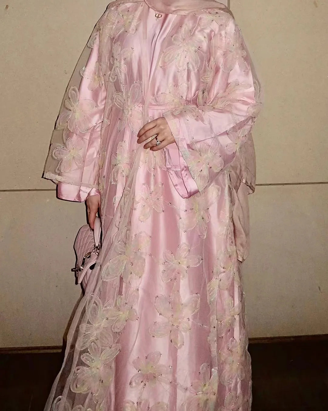 Eid Pink Embroidery Abayas for Women Muslim Dress Dubai Open Abaya Turkey Kaftan Kebaya Kimono Cardigan Islam Clothing Jalabiya.