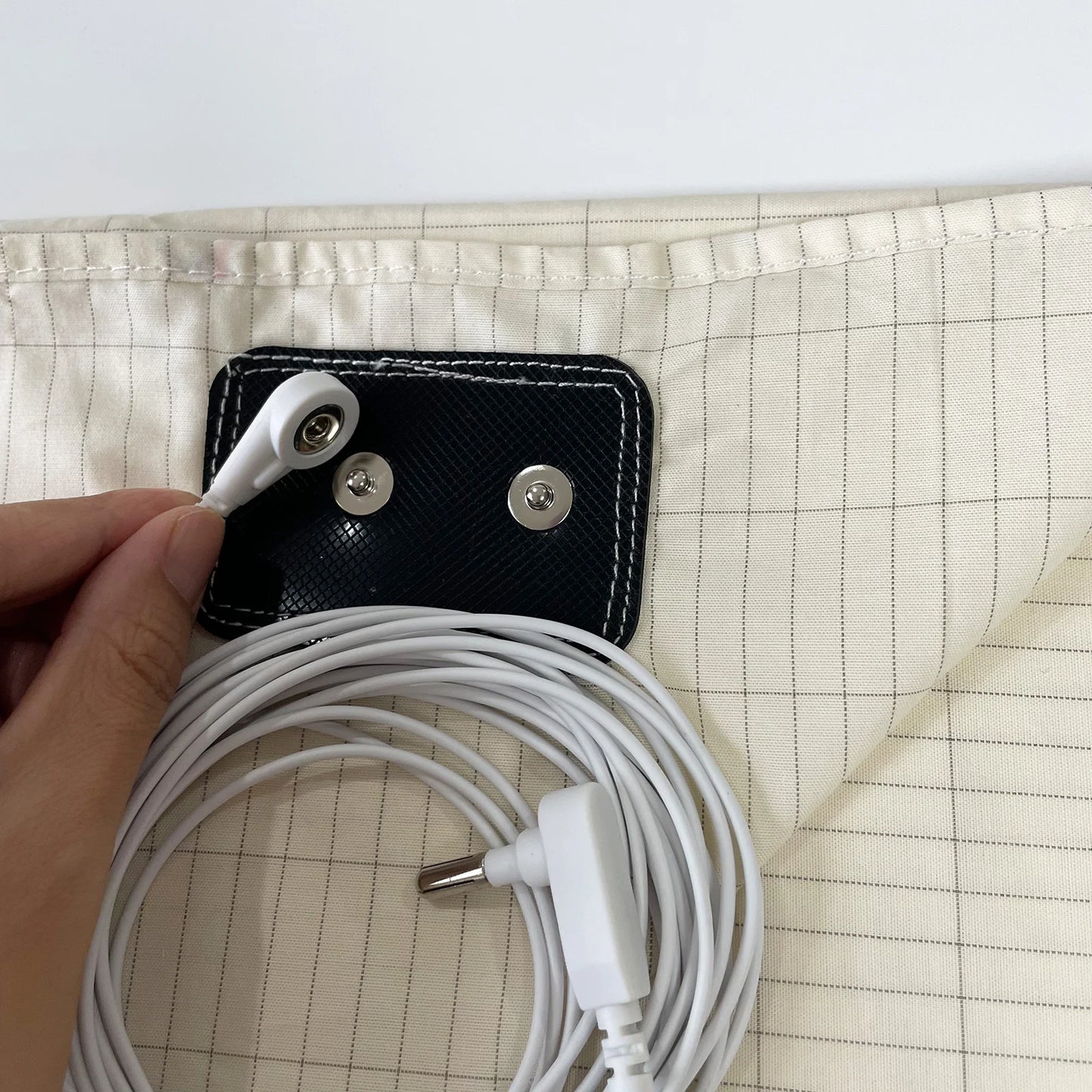 Conductive Silver Fiber Earthing Bedsheet Grounded Anti-static Health Protection Bed Sheet Antibacterial for Better Sleeping.