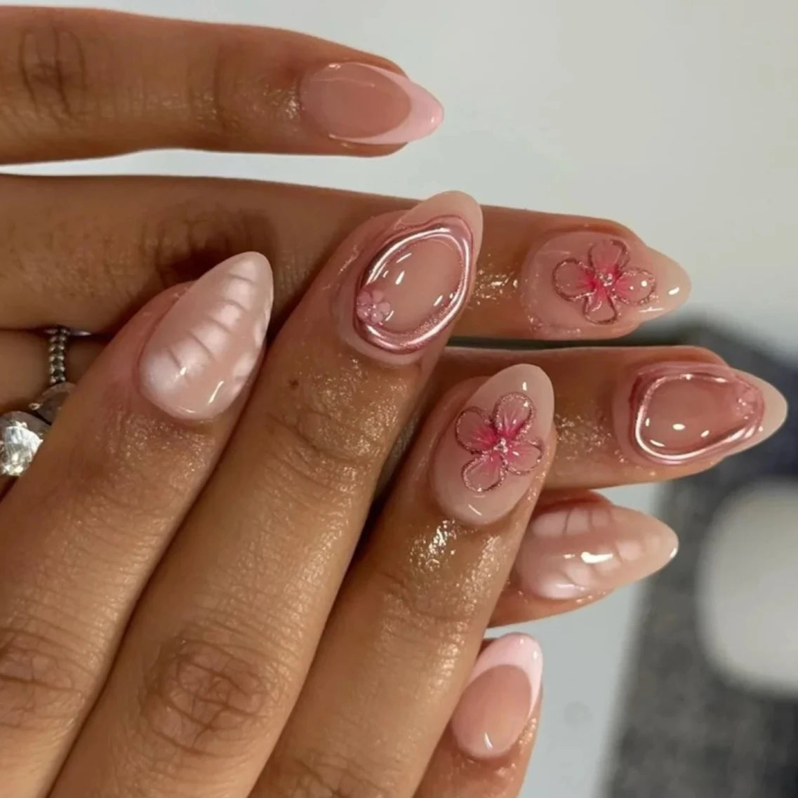 3D Flowers Gold Bead Lace White Daisy Bowknot Long Pointed Fake Nails Art Almond False Nails Press on Nails Charms Manicure Tool.