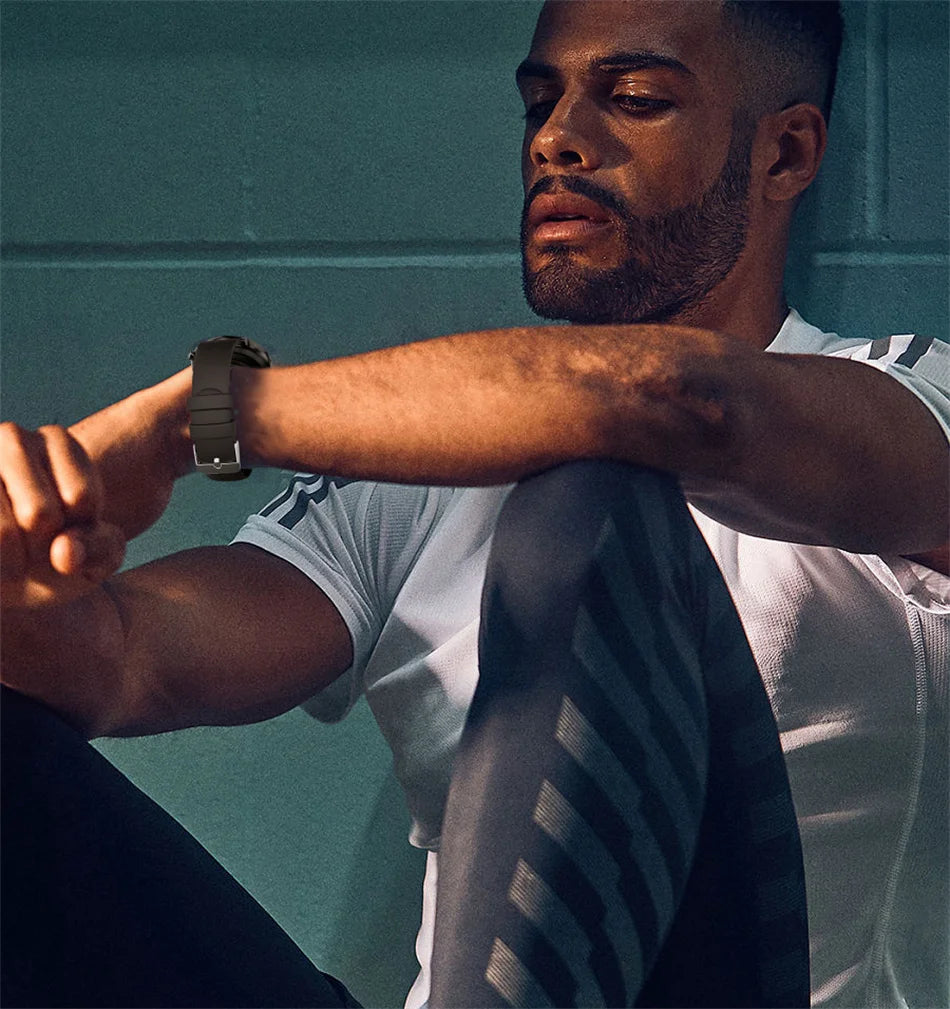 2025 New Smartwatch Women AMOLED HD Screen Always On Display Bluetooth Call IP68 Waterproof GPS Smart Men Watch For Android ios.