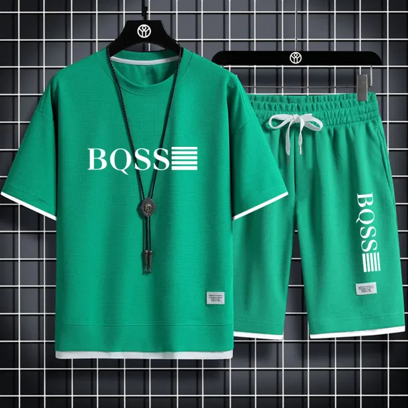 Men's summer new crew neck short-sleeved T-shirt + shorts two sets outdoor fashion hiking jogging breathable casual T-shirt set.