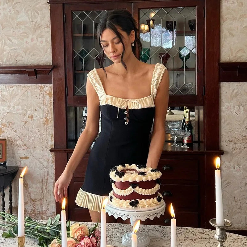 Sexy Mini kleid Frauen Sommer schwarz ärmellose rücken freie Bodycon Mode Knopf Schnürung Tank Kleid lässig Club elegantes Party kleid.