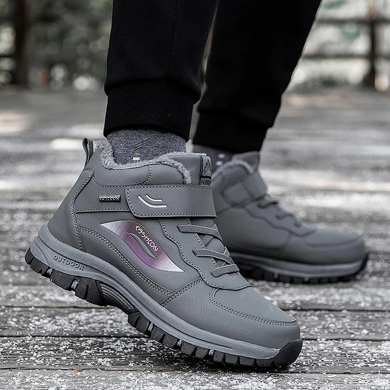 Unisex Winter Cotton Shoes Thick Soled Leather Warm Comfortable Snow Walking Casual Shoes Lightweight Outdoor High Top Boots.