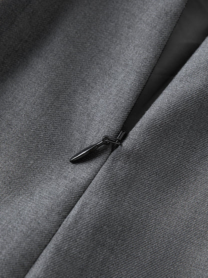 FSLE College Style Gray Retro Pleated Skirt For Women Autumn 2025 New Arrival Commuter Officelady Chic Long Skirt 25FS13198.