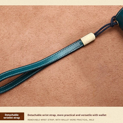 Vintage Large Capacity Women's Purse, Oil wax skin, Multi-card, Long Wallet, Multi-function Zipper Strap, Wrist Strap, New.