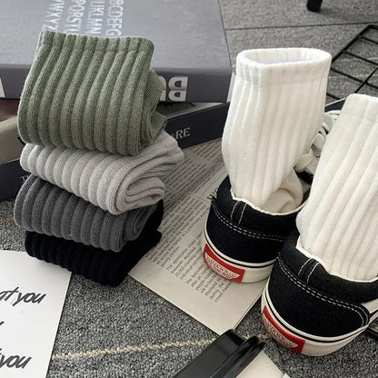 New 5 Pairs Cool Men Black White Warm Socks Set Autumn Winter Male Solid Color Sport Short Socks For Men Dropshipping.