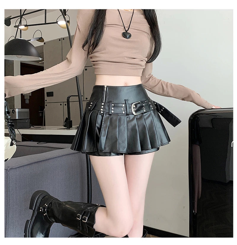 Women's Black Gothic A-line Pleated Leather Skirt Y2k Mini Shorts Skirts Harajuku Korean Emo Skirt 2000s Vintage Clothes Summer.