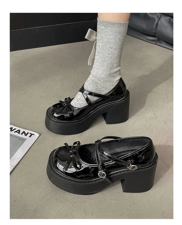 Women's Spring Round Toe Pumps Chunky Heel Mary Janes Shoes Platform Shoes for Women Dress Students Women's Lolita Heeled Shoes.
