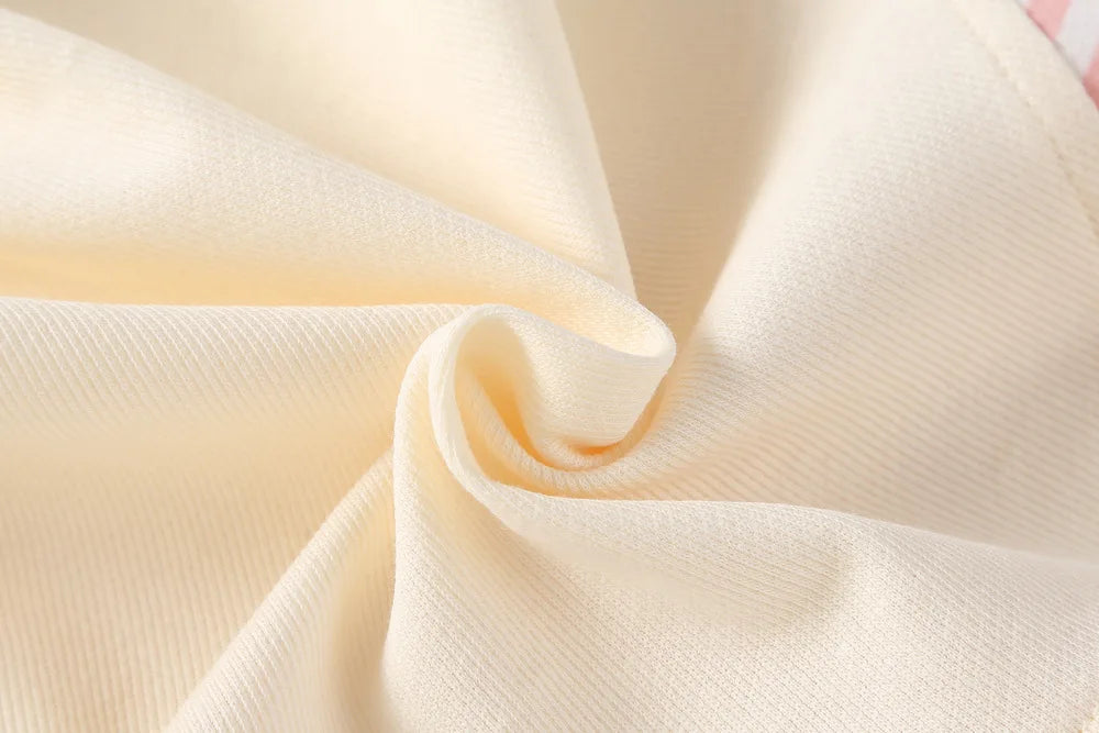 2024 Sommer Baby Mädchen Kleidung niedlichen Hasen falsch zweiteiligen Bodysuit Kleinkind Streifen Patchwork einteilige Kleidung.