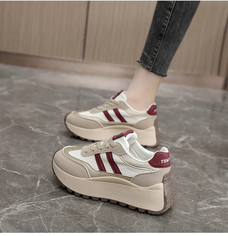 Spring Thick Bottom Women's Shoes 2025 Summer Casual Patchwork Leather Sneakers Casual Vulcanised Shoes Ladies Chaussure Femme.
