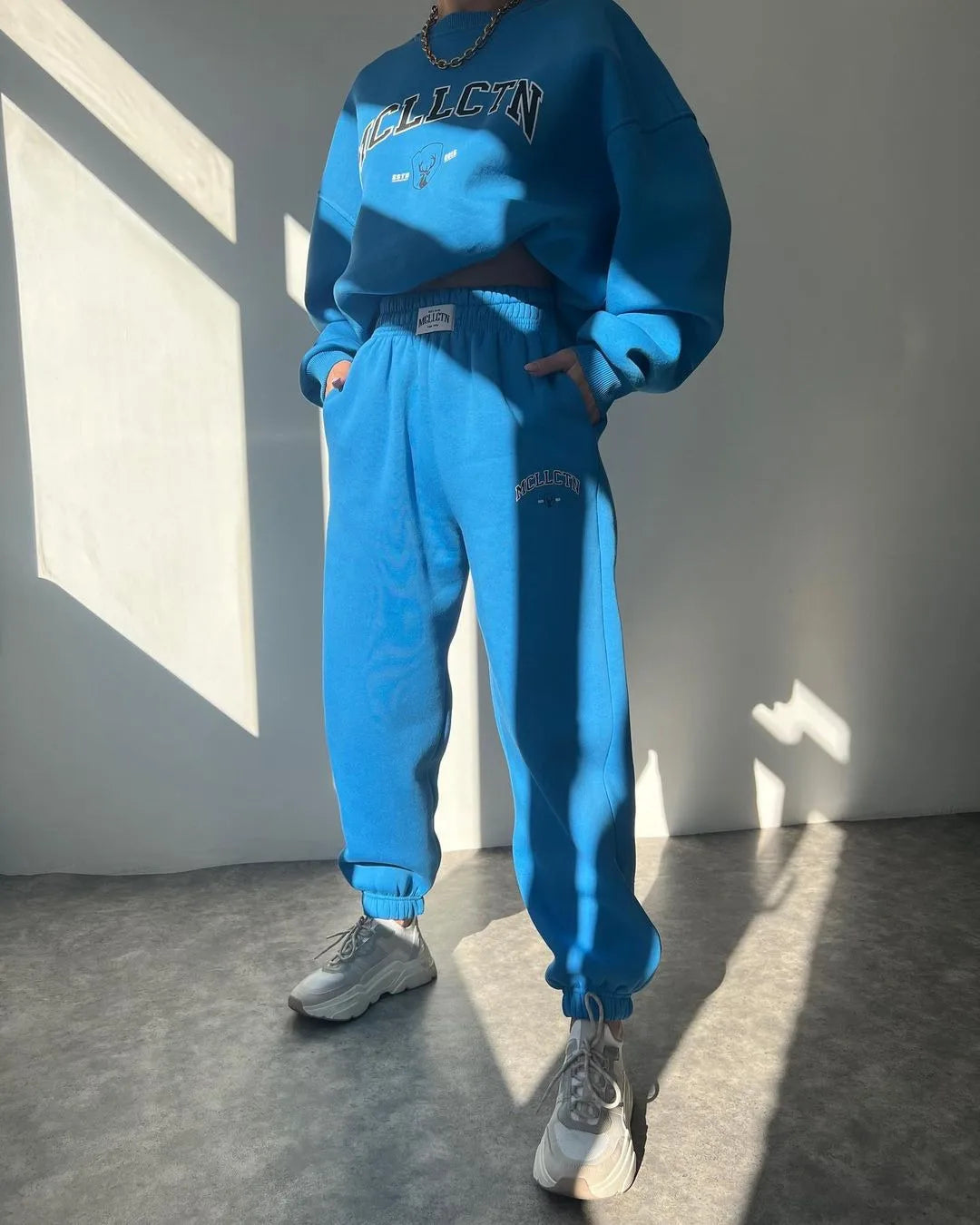 Warm Suit Autumn Winter Women Solid Set Elegant O-neck Pullover Hoodie And Pocket Trousers Two-Piece Set Lady Casual Loose Sets