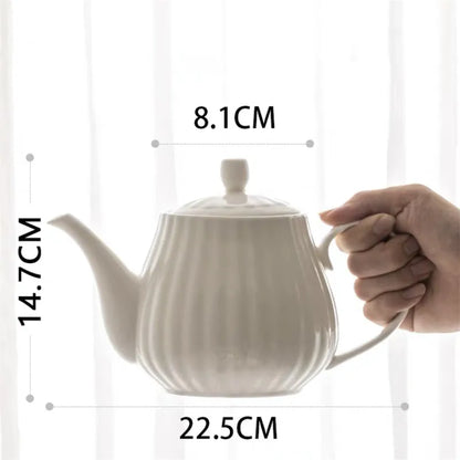 Bone China Coffee Pot Office Teapot Ceramic Large Capacity Tea Pot with Filter Creative Household Simple Handmade White Kettle.