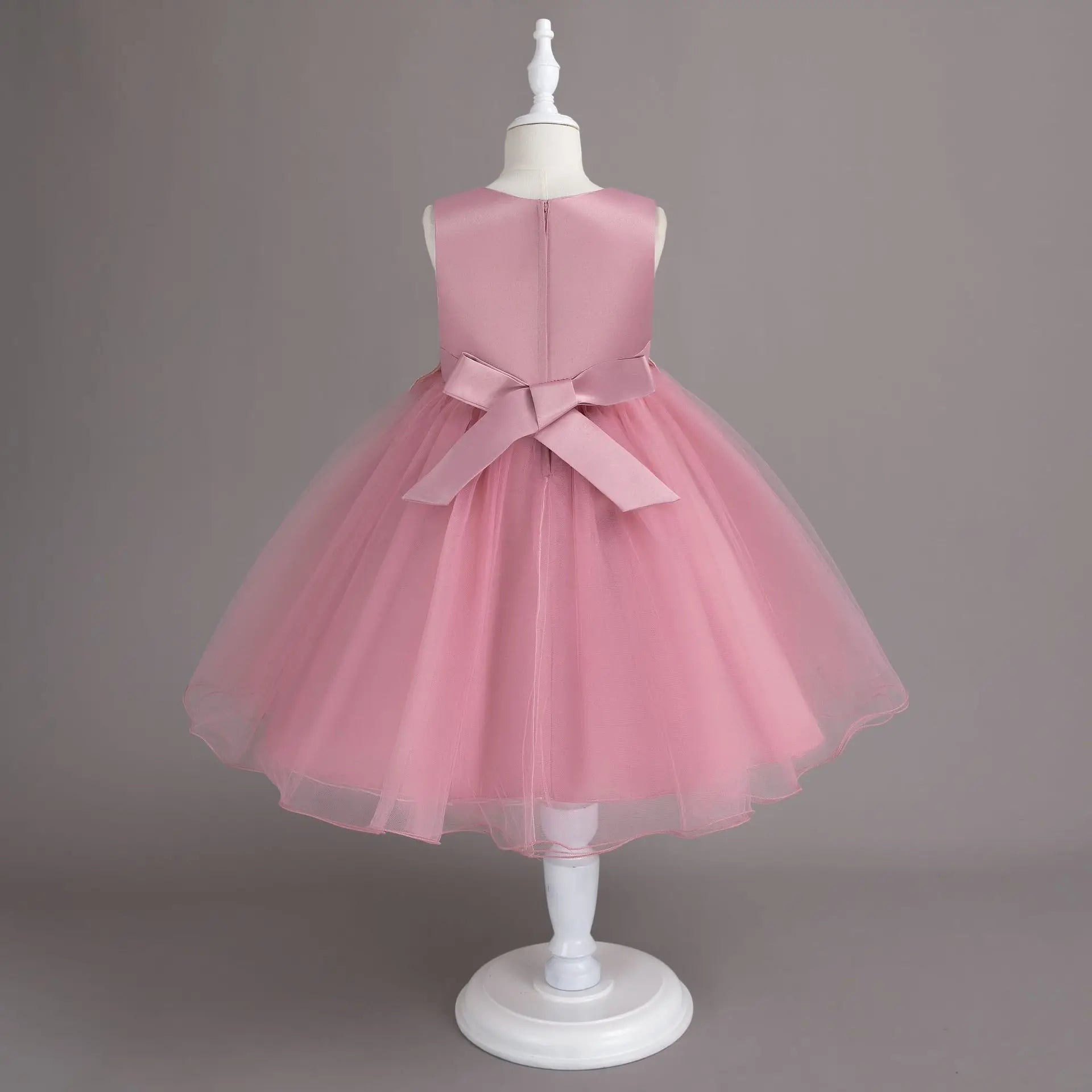 Neue Kinder kleid Spitze Blume Hochzeits kleid weibliche Klavier Performance Kleid Halloween Leistung kurze Mädchen Kleidung.